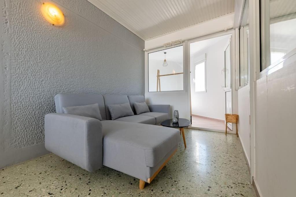 Apartment Penthouse Under Acropolis