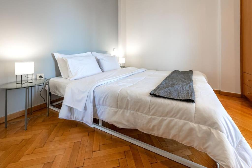 Apartment Penthouse Under Acropolis Athens